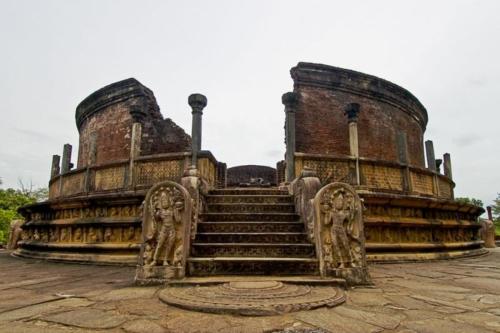 www.exoticislandtours.com Anuradhapura 2