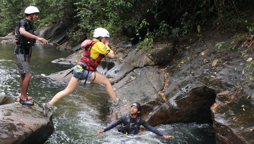 www.exoticislandtours.com Kitulgala 3